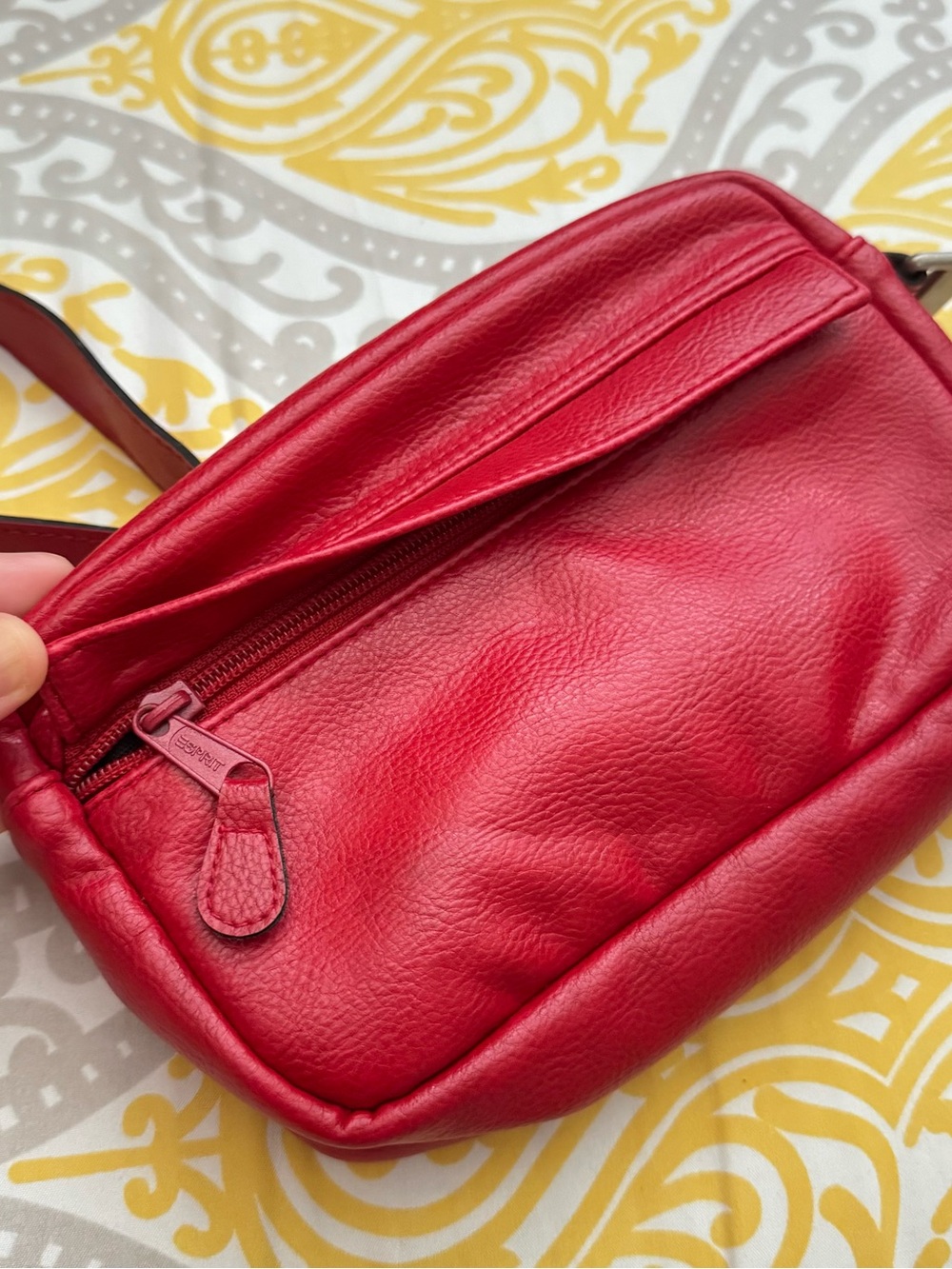 Vintage Esprit Belt Bag / Fanny
Pack in Red with Zippered Pocket - Picture 2 of 5